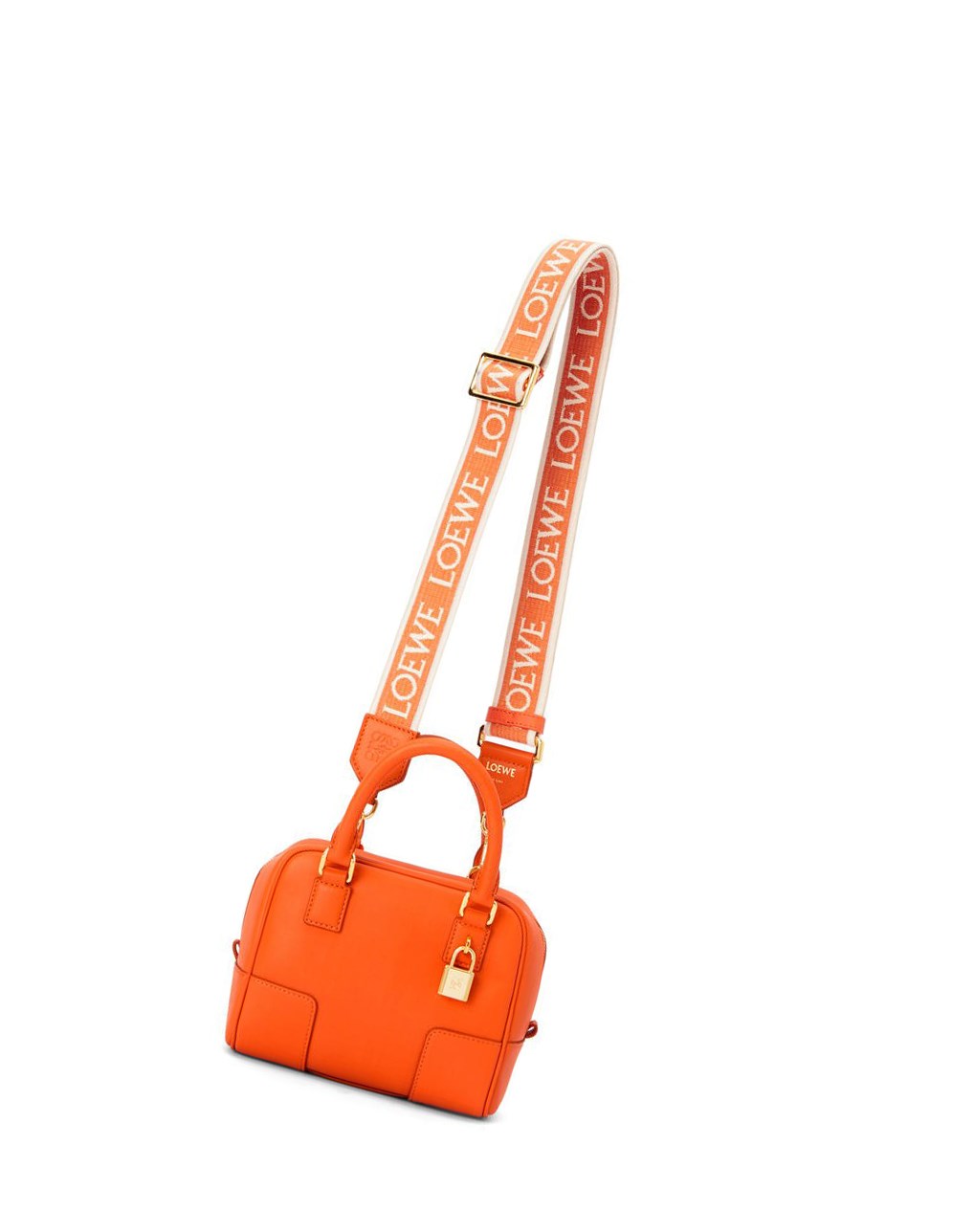 Loewe Amazona 16 Square bag in nappa calfskin Naranjas | DBTXI-8243
