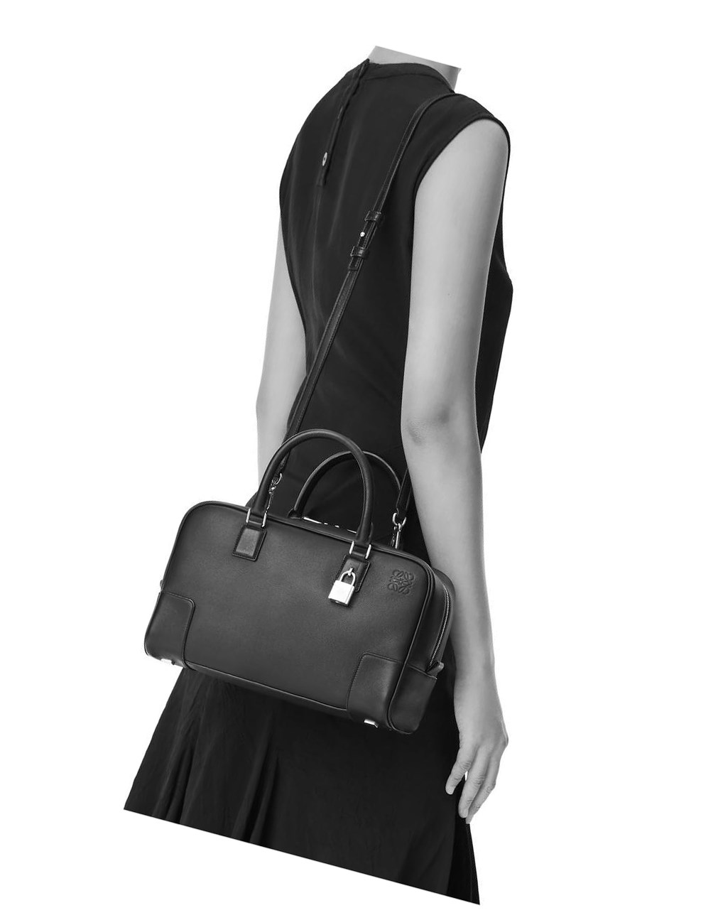 Loewe Amazona 28 bag in nappa calfskin Azules | CXFMU-4073
