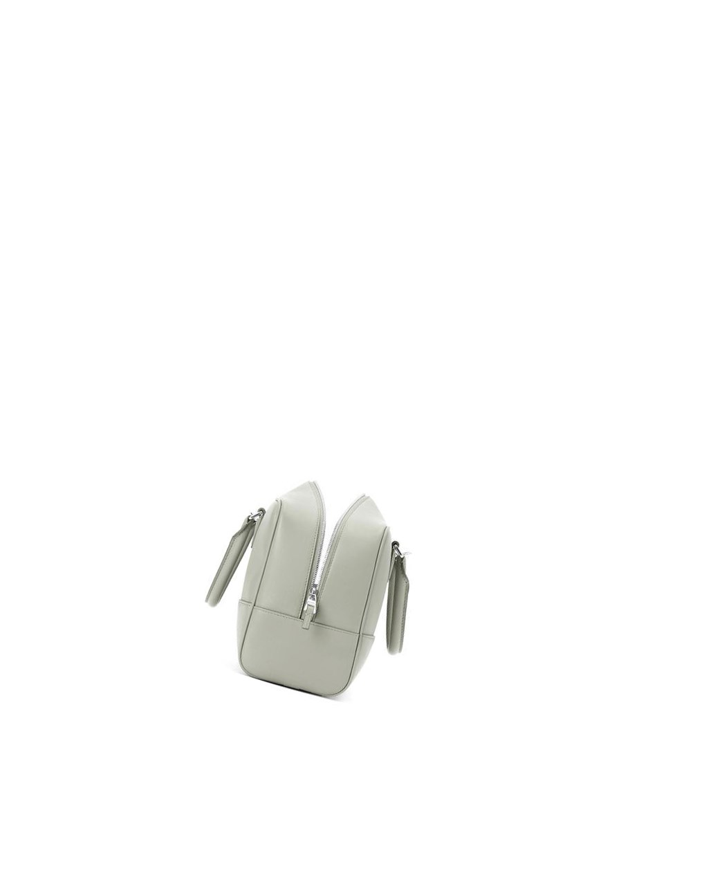 Loewe Amazona 28 bag in nappa calfskin Grises | WJVZX-8437