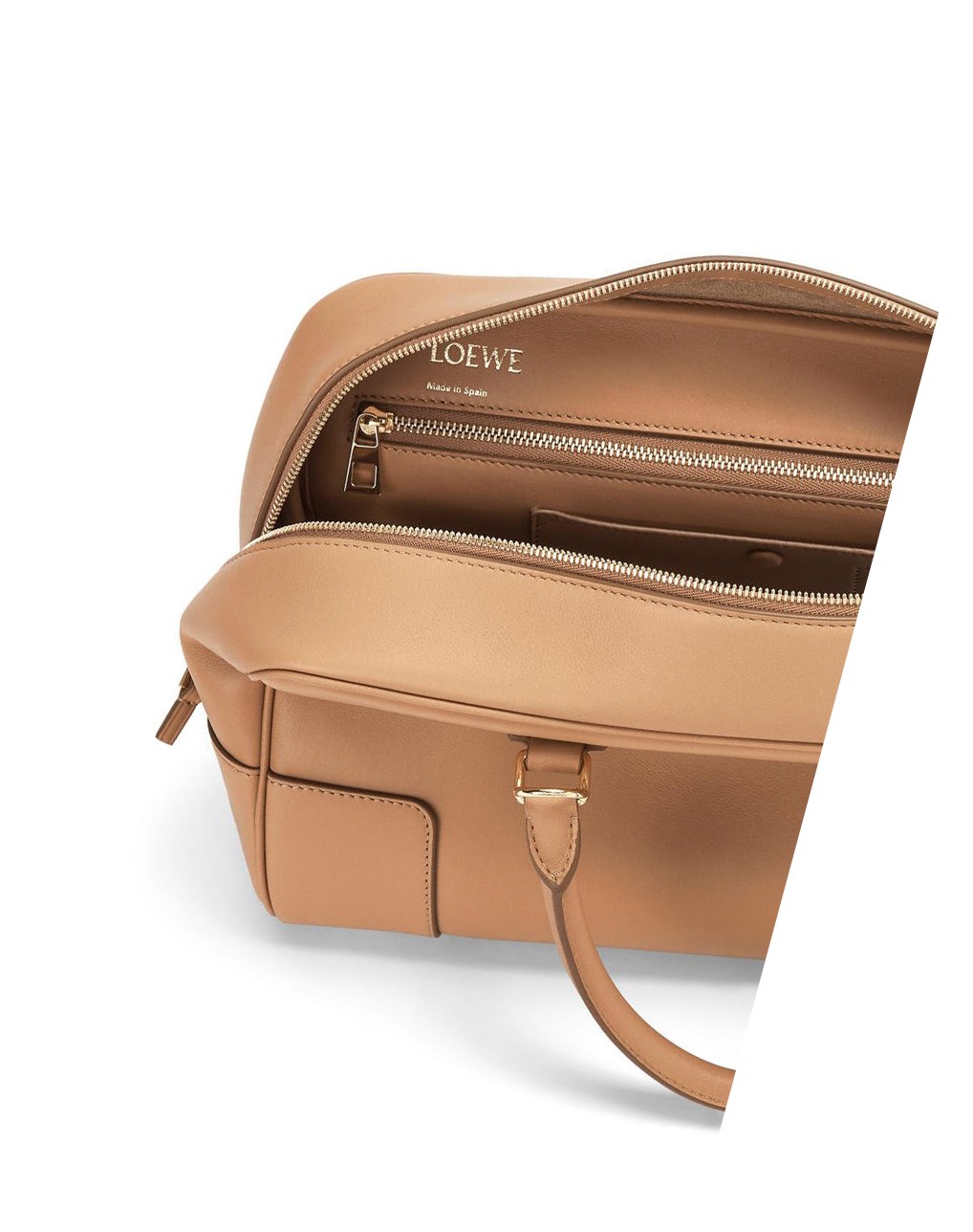 Loewe Amazona 28 bag in nappa calfskin Warm Desert | VKWCS-8034
