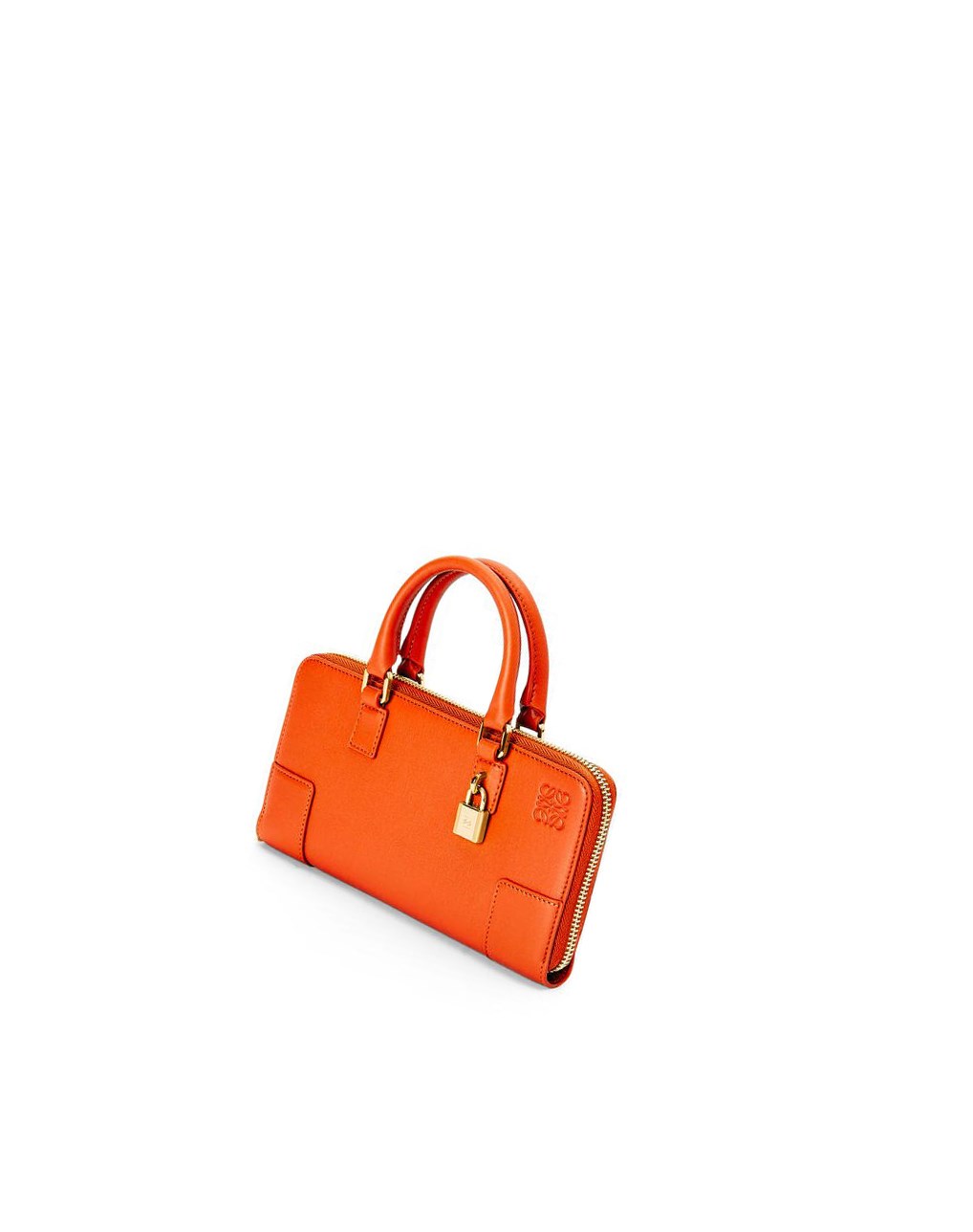 Loewe Amazona Pouch in nappa calfskin Naranjas | KAFTD-0623