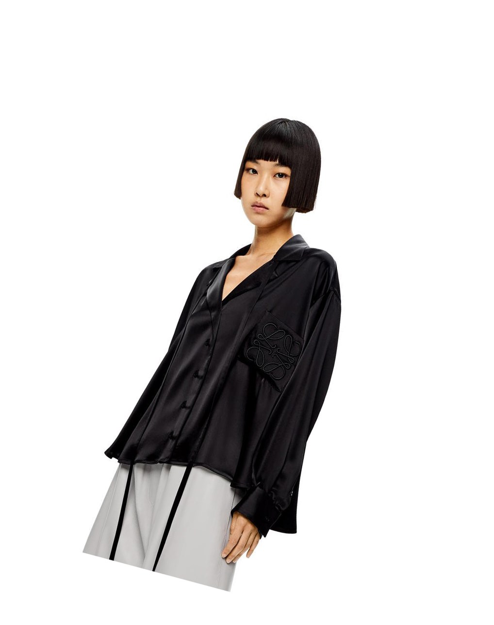 Loewe Anagram embroidered pyjama blouse in satin Negros | FPKIS-6187