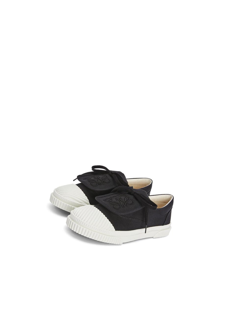 Loewe Anagram flap sneaker in canvas Negros | GWZSV-1527