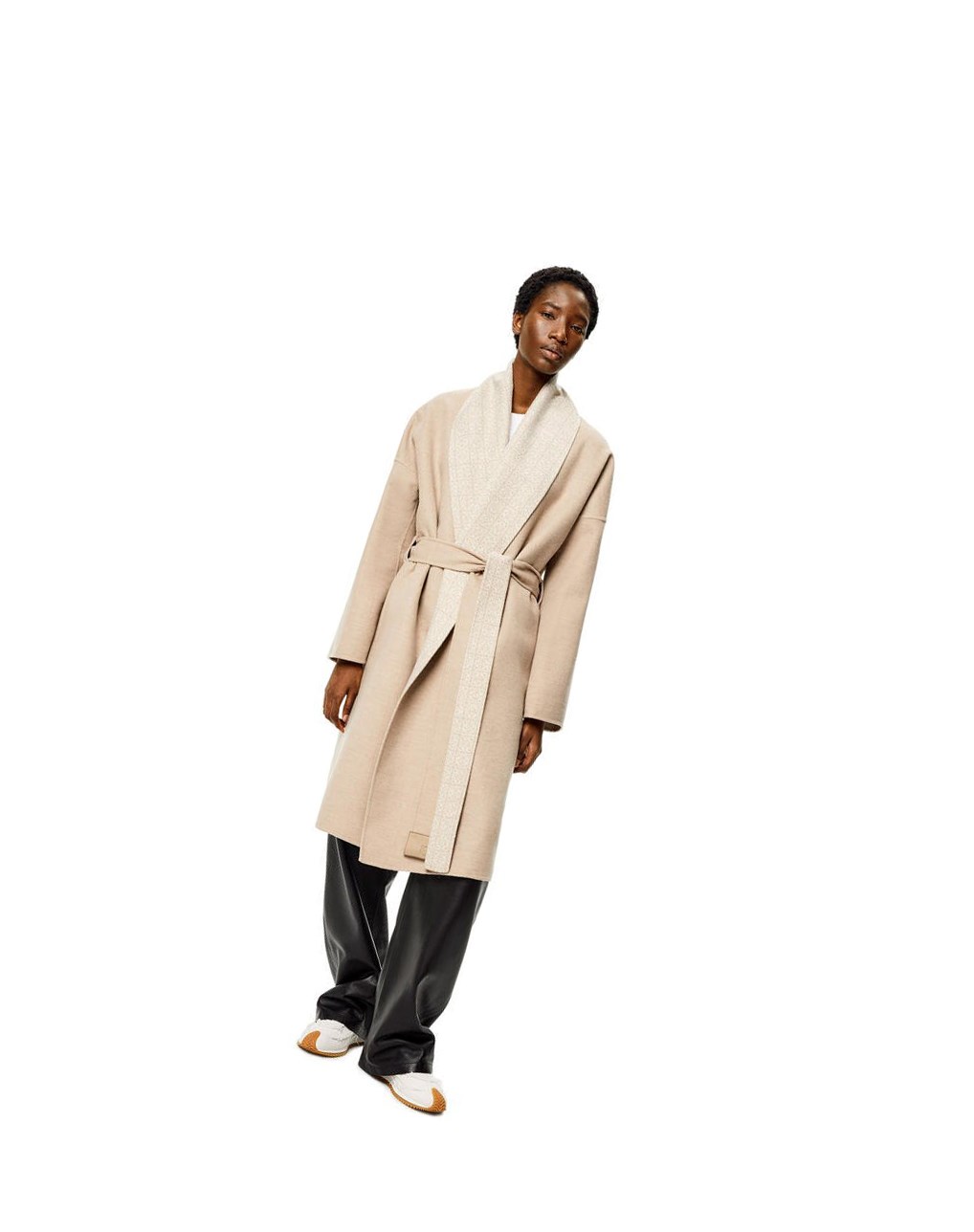 Loewe Anagram jacquard belted coat in wool Beige Blancos | SIOHQ-3479