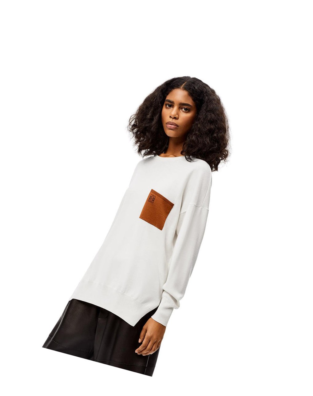 Loewe Anagram pocket sweater in wool Marrom | RXWPS-7124
