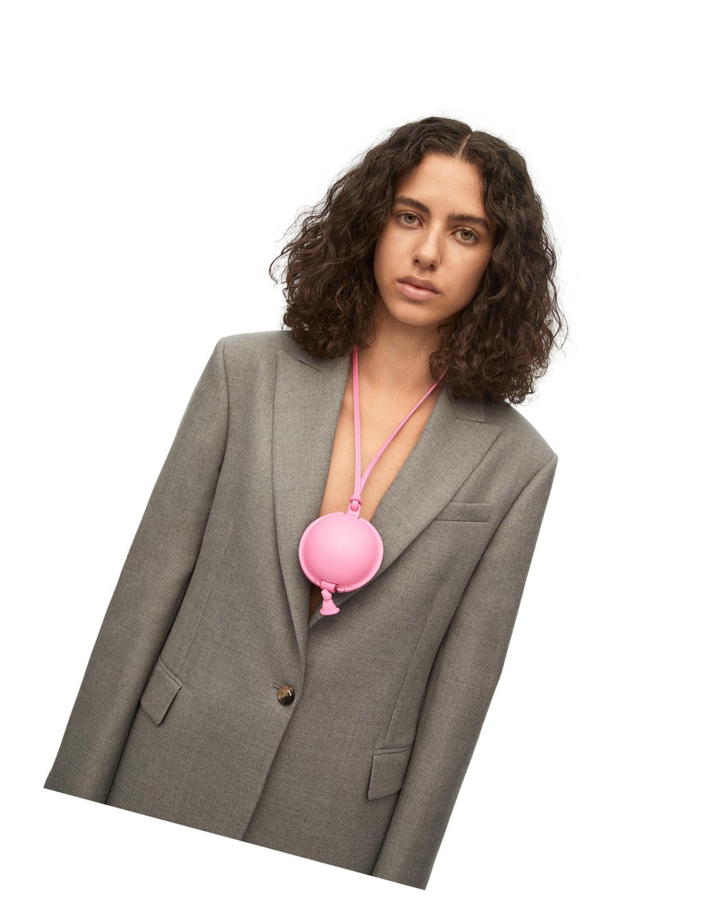 Loewe Balloon pouch in classic calfskin Cotton Candy | CHVNF-0957