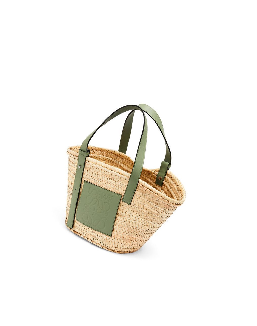Loewe Basket bag in palm leaf and calfskin Natural / Rosemary | HEKJN-4398