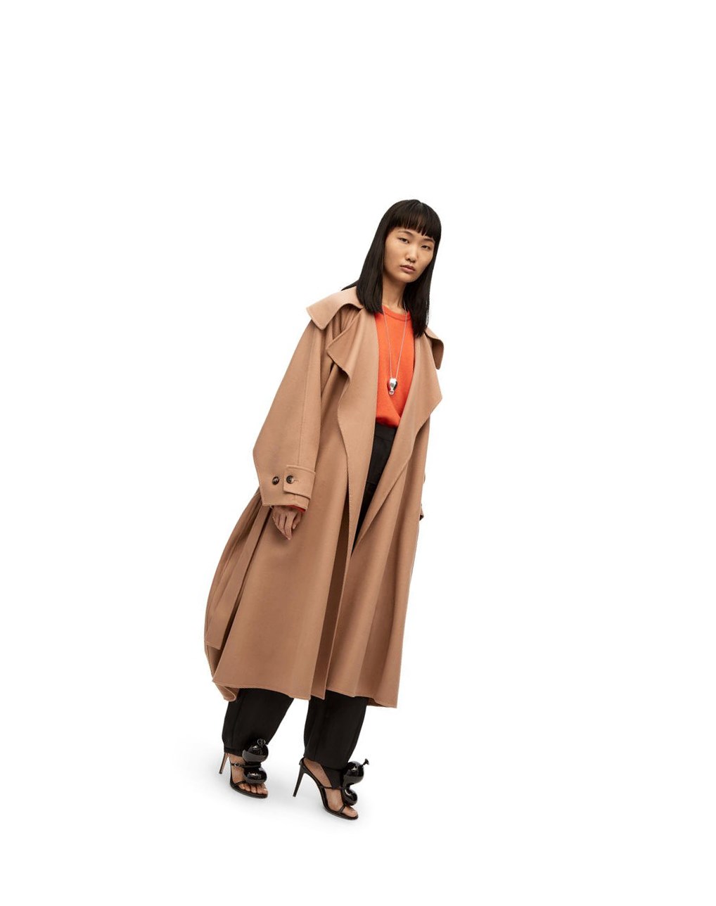 Loewe Belted coat in wool and cashmere Camel | LMIPH-3510