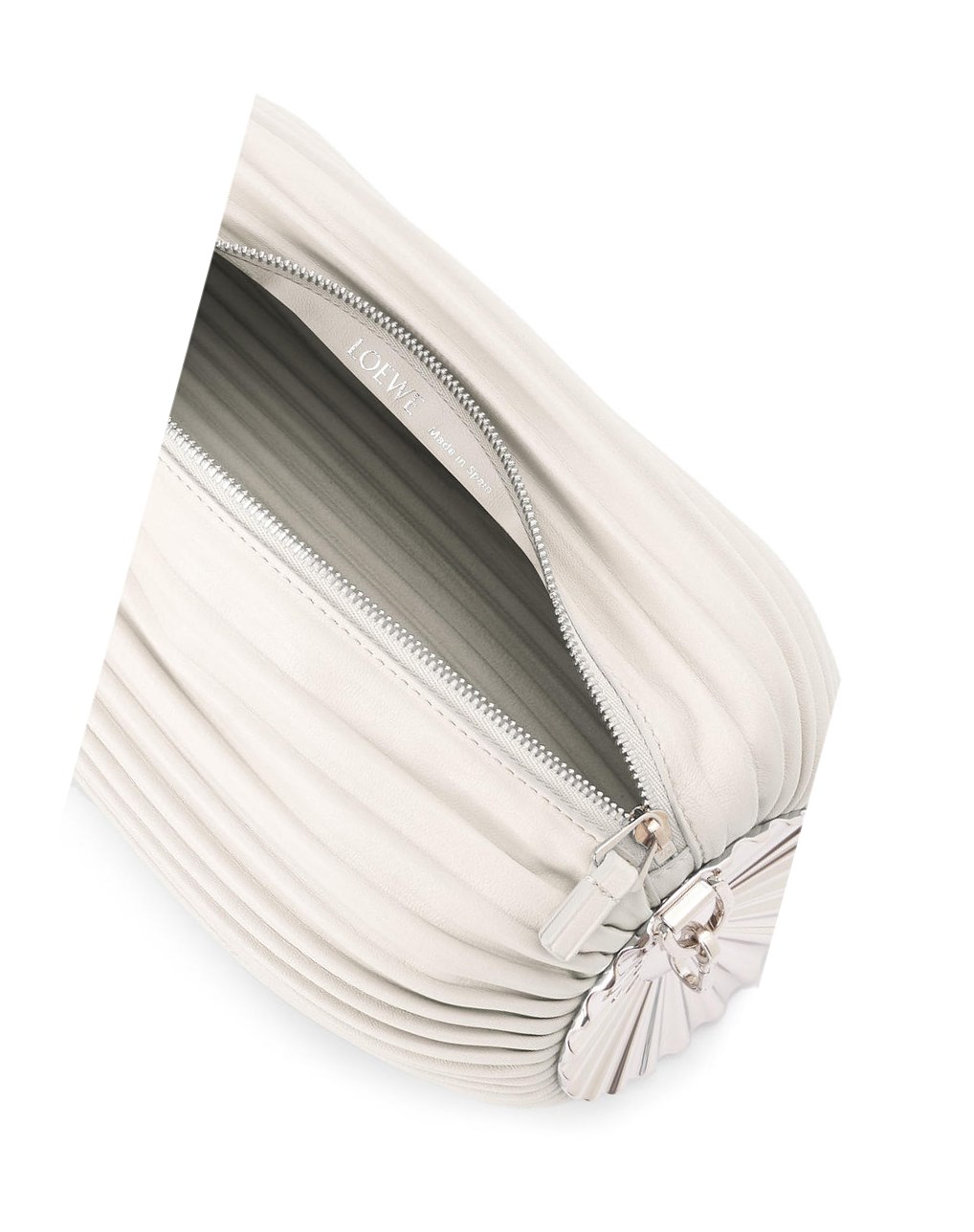 Loewe Bracelet pouch in pleated nappa with solar metal panel Blancos | JUOMY-0156
