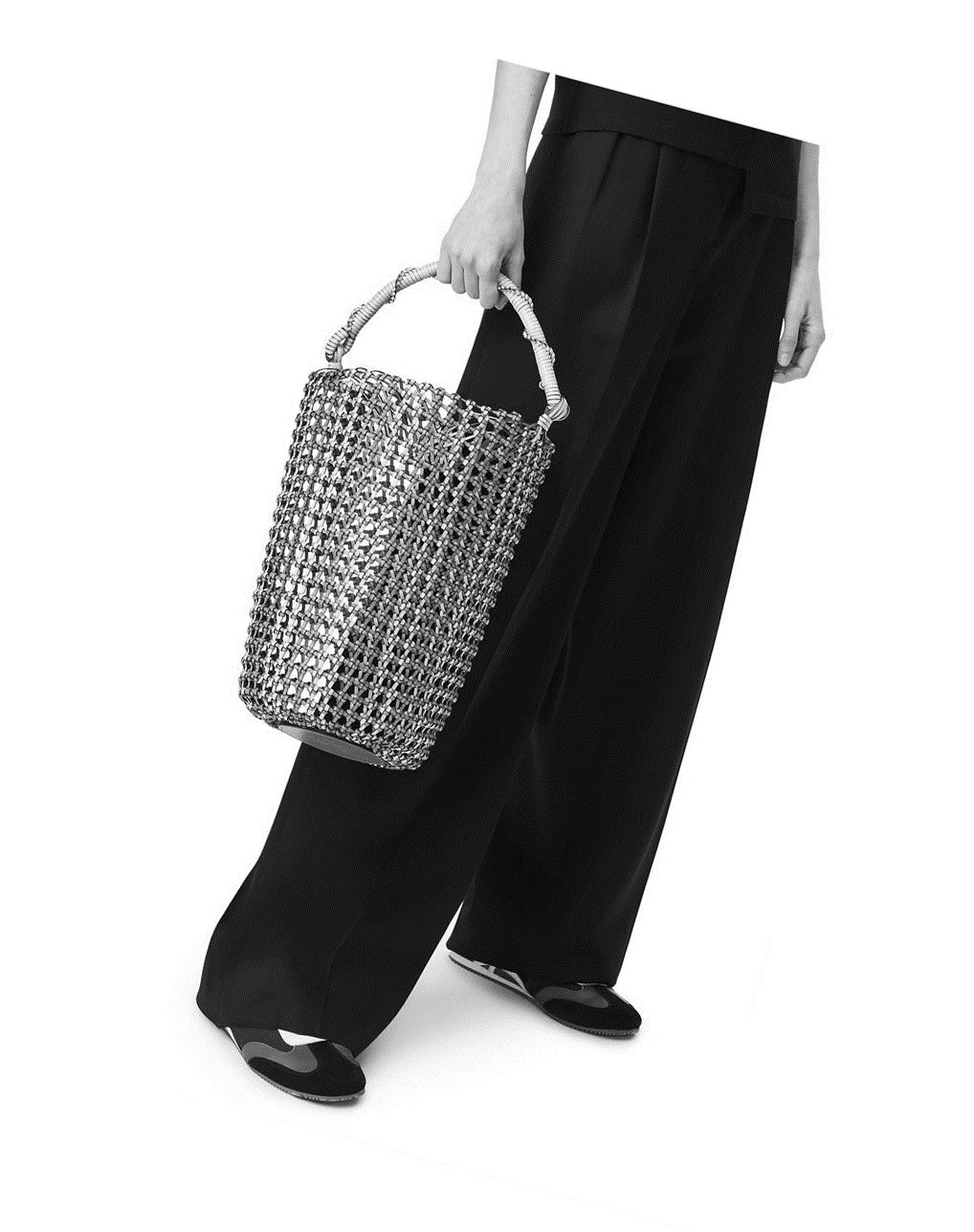 Loewe Bucket Mesh bag in calfskin Amarillos | QFCTH-5148