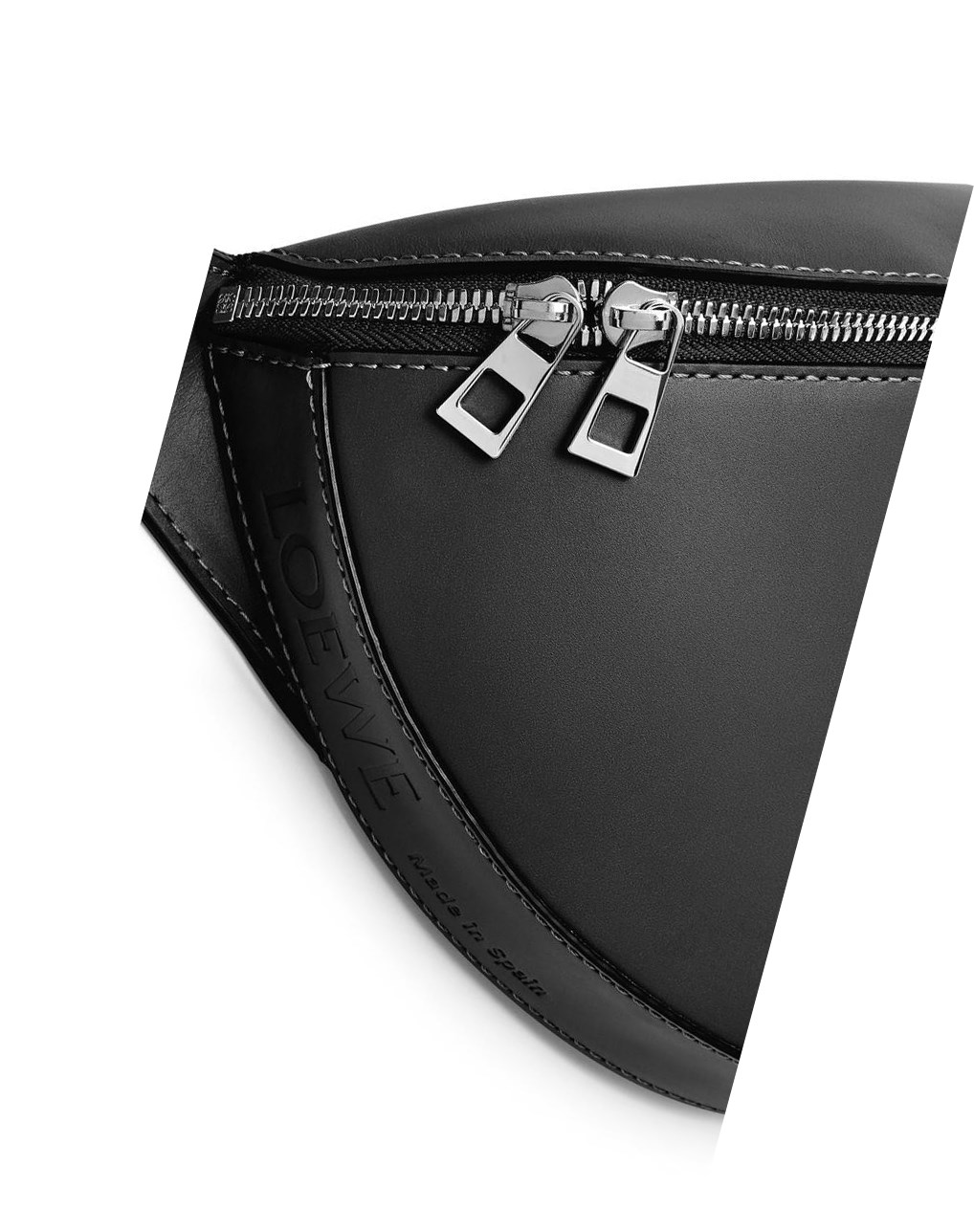 Loewe Bumbag in vegetal calfskin Negros | VAYBH-8537