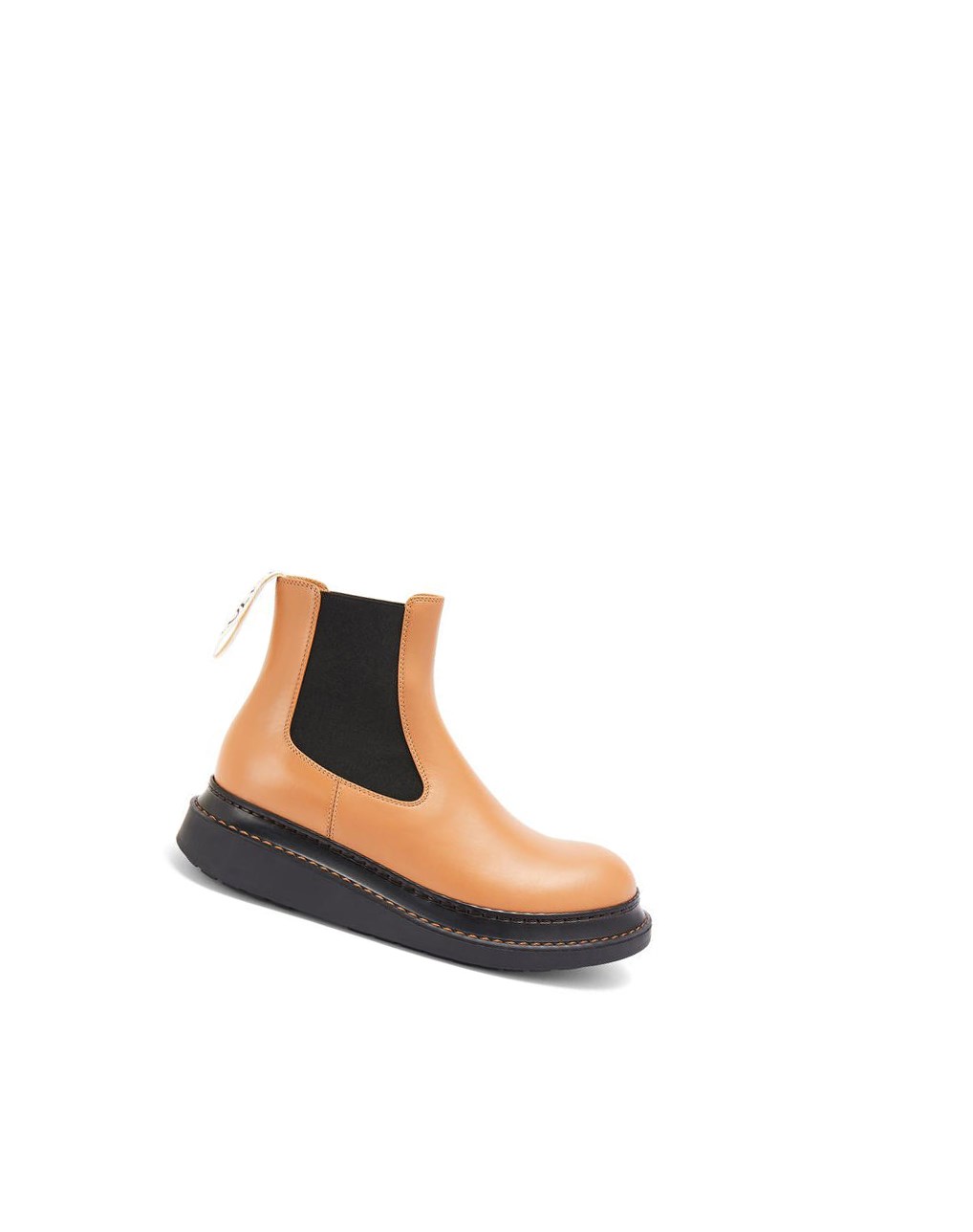 Loewe Chelsea boot in calfskin Desert | FKTMN-3481