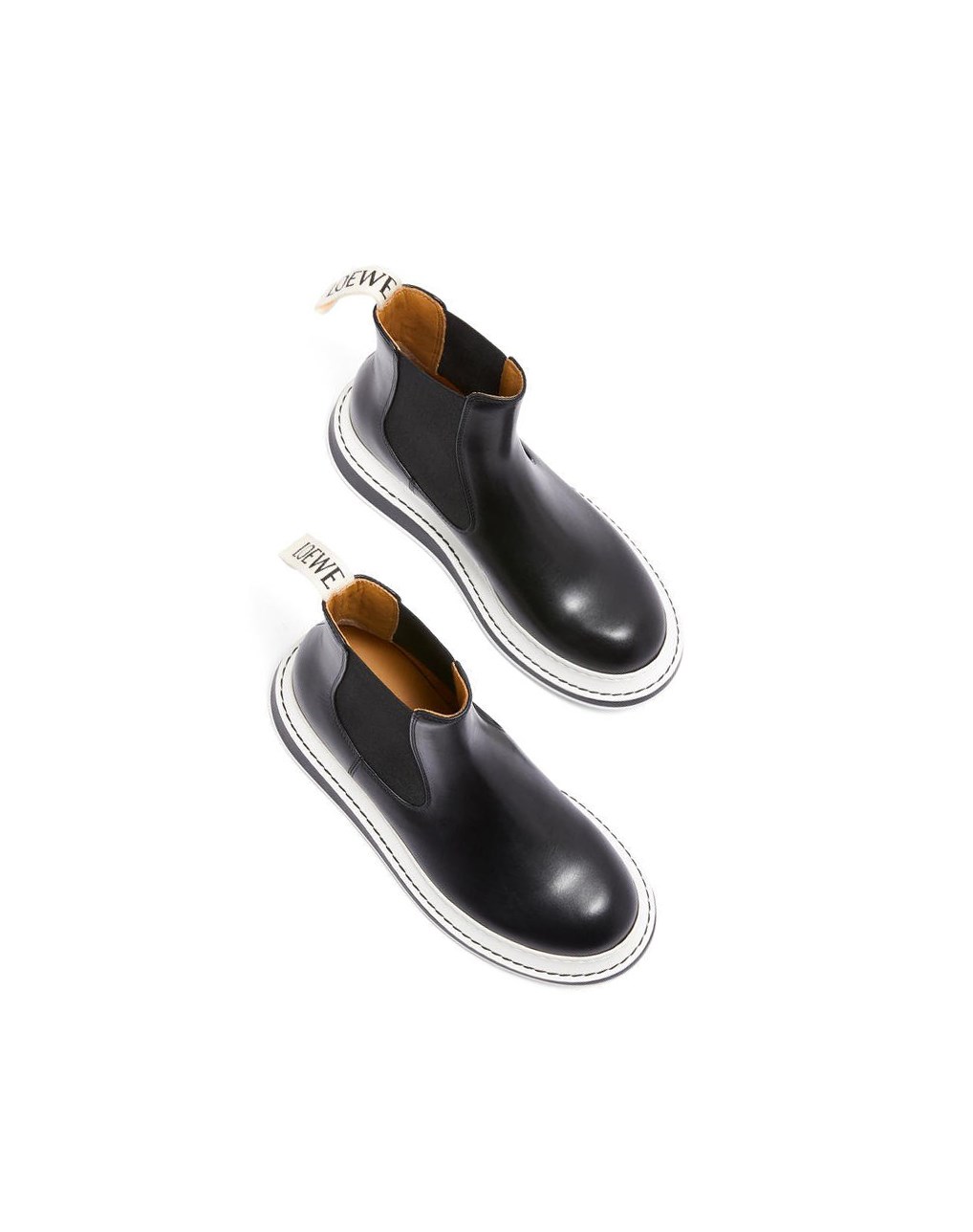 Loewe Chelsea boot in calfskin Negros | OBVCI-0497