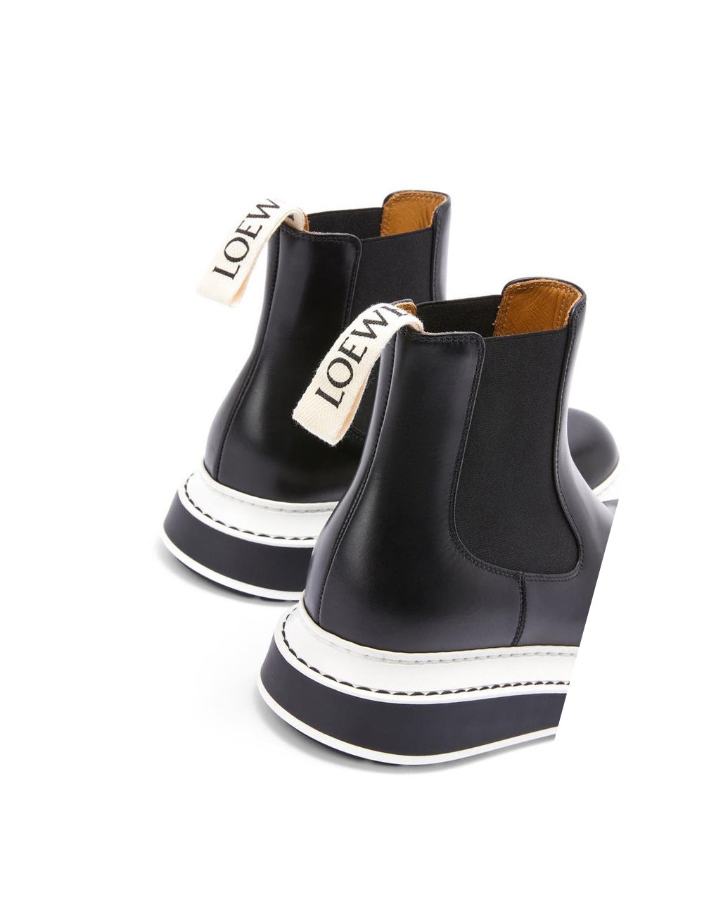 Loewe Chelsea boot in calfskin Negros | OBVCI-0497