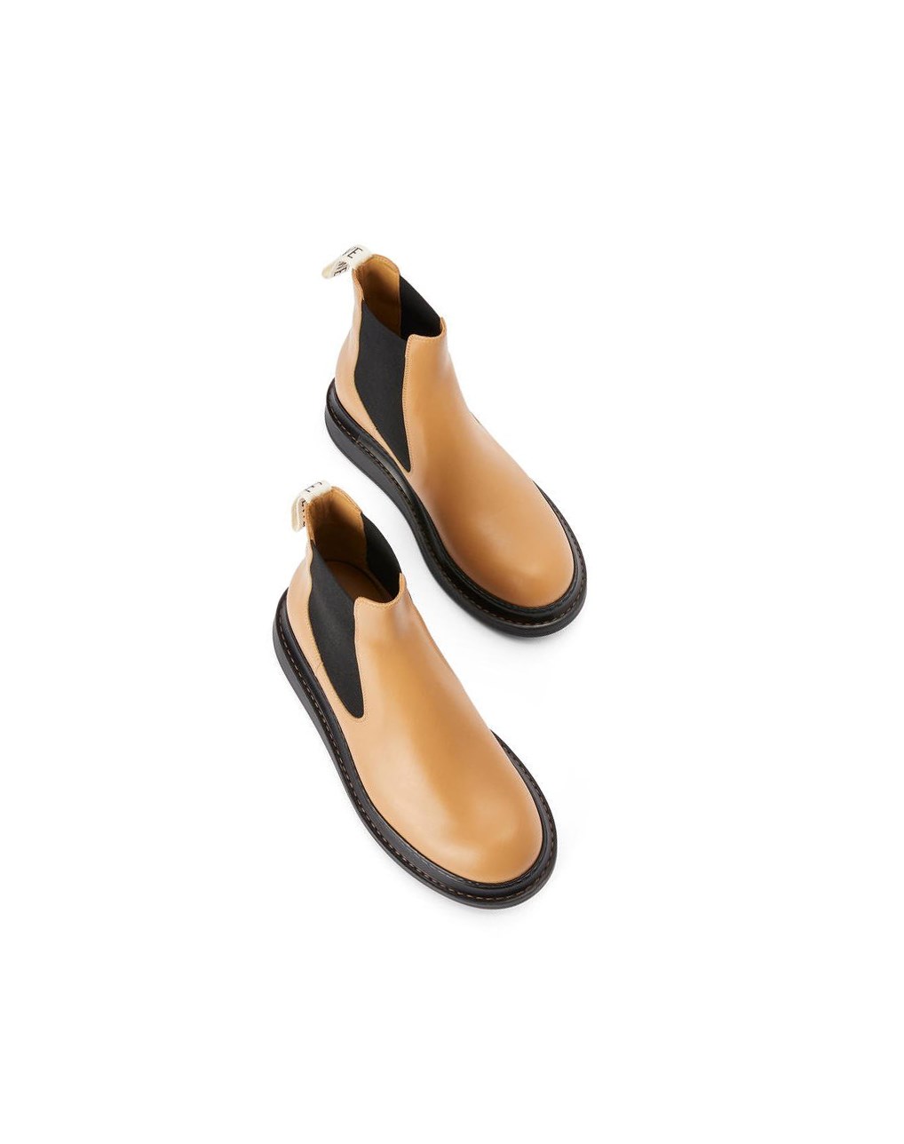 Loewe Chelsea boot in calfskin Warm Desert | YZRTU-6574
