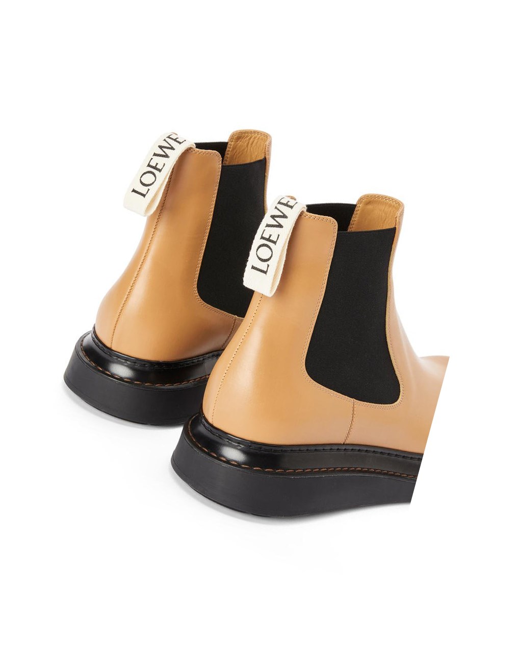 Loewe Chelsea boot in calfskin Warm Desert | YZRTU-6574