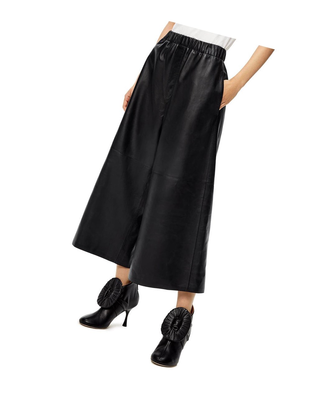 Loewe Cropped elasticated trousers in nappa Negros | CAHJT-1870