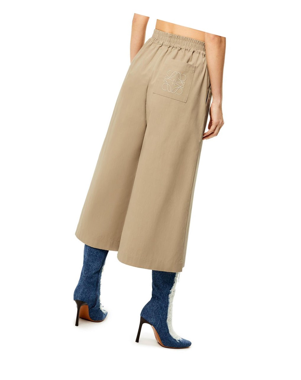 Loewe Cropped trousers in cotton Sandstone | GBCNF-1670
