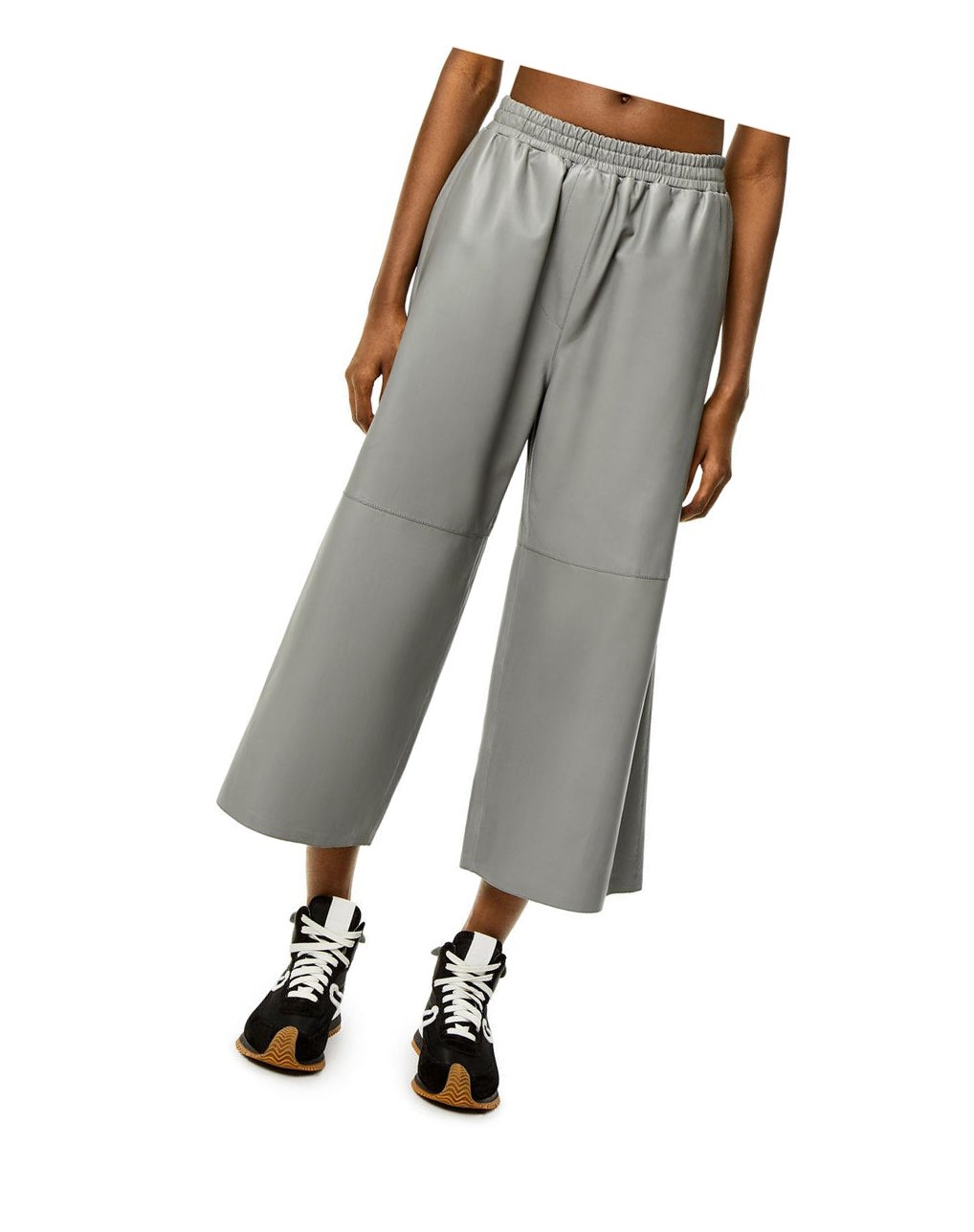 Loewe Cropped trousers in nappa Grises | HNXMS-2593