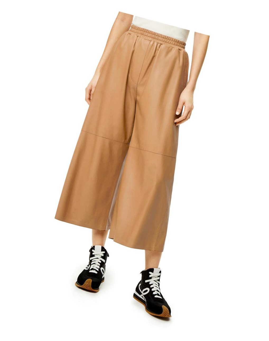 Loewe Cropped trousers in nappa Toffee | COJXE-5748