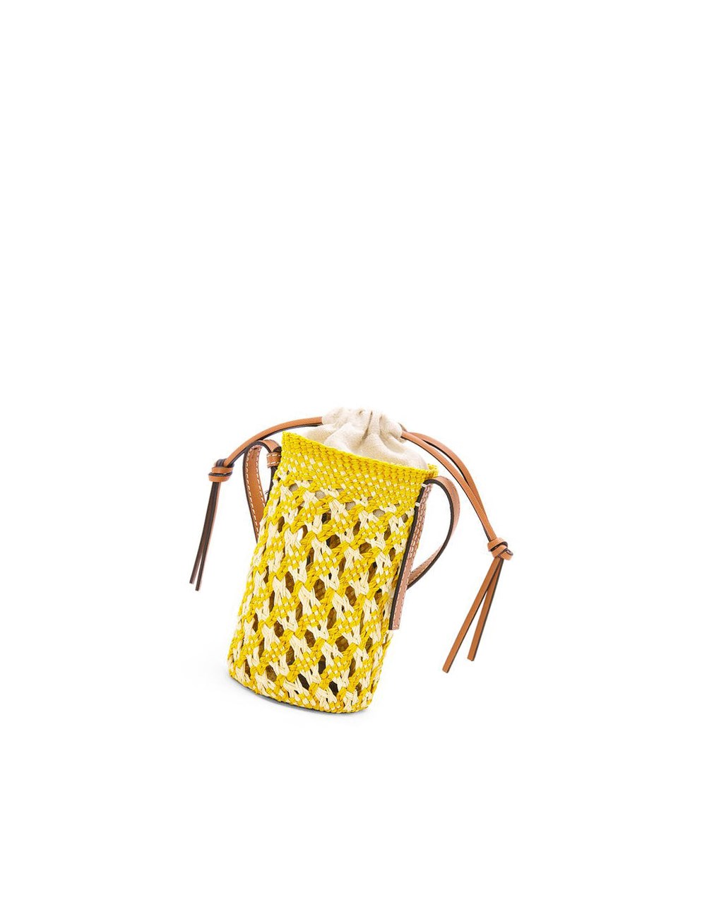 Loewe Cylinder Pocket in iraca palm and calfskin Amarillos | RQKDI-9384