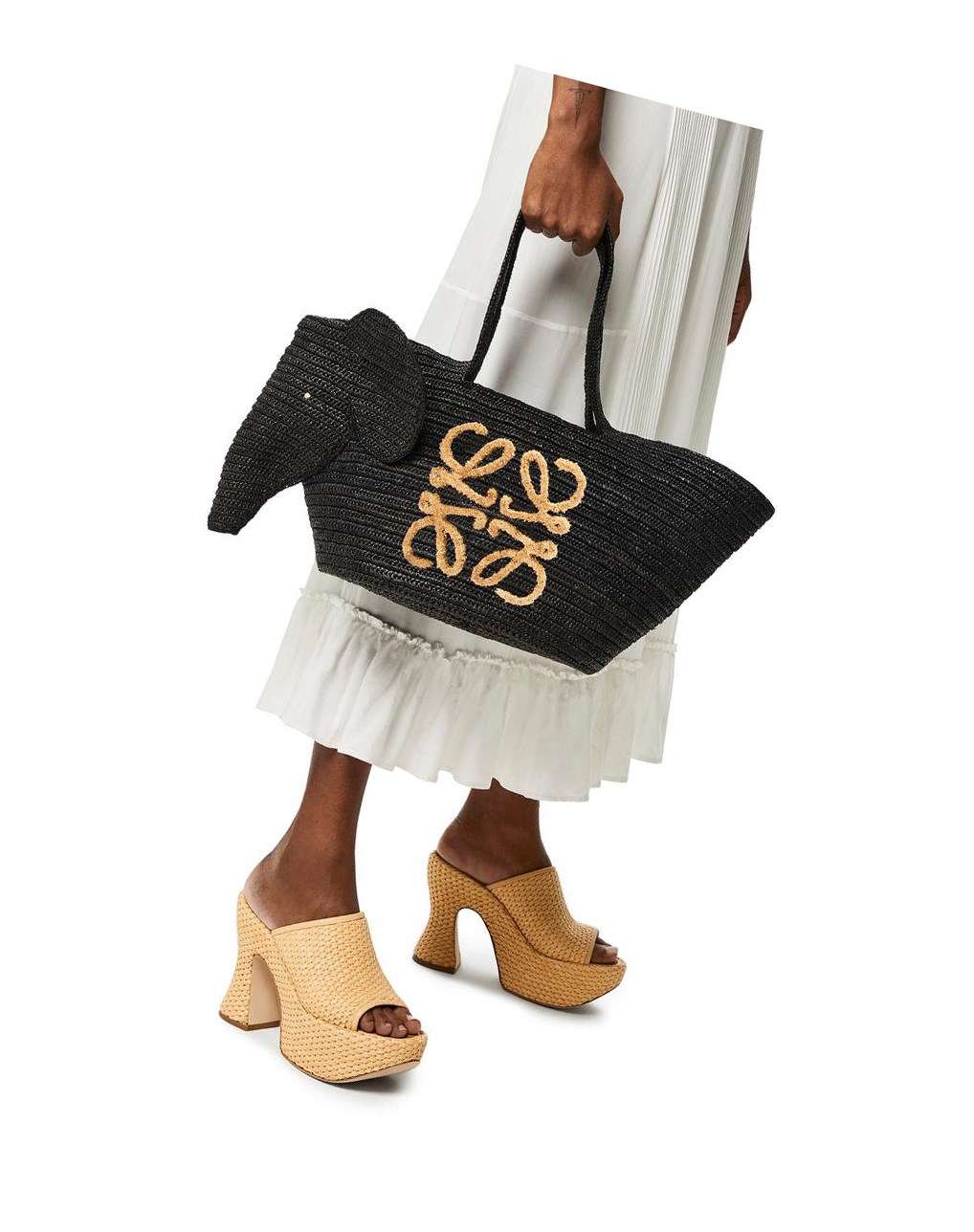 Loewe Elephant Basket bag in raffia Negros | HMIPZ-7294