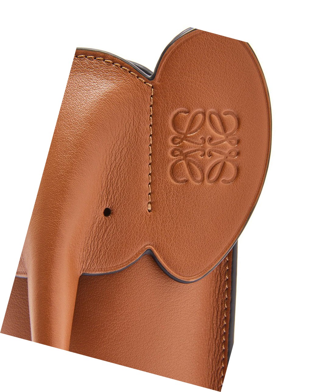 Loewe Elephant Pocket in classic calfskin Tan | HTEPO-5312