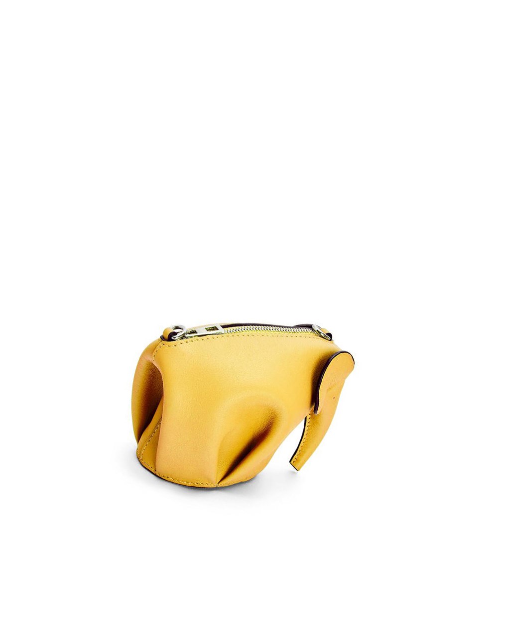 Loewe Elephant Pouch in classic calfskin Amarillos | ZOEAP-8470