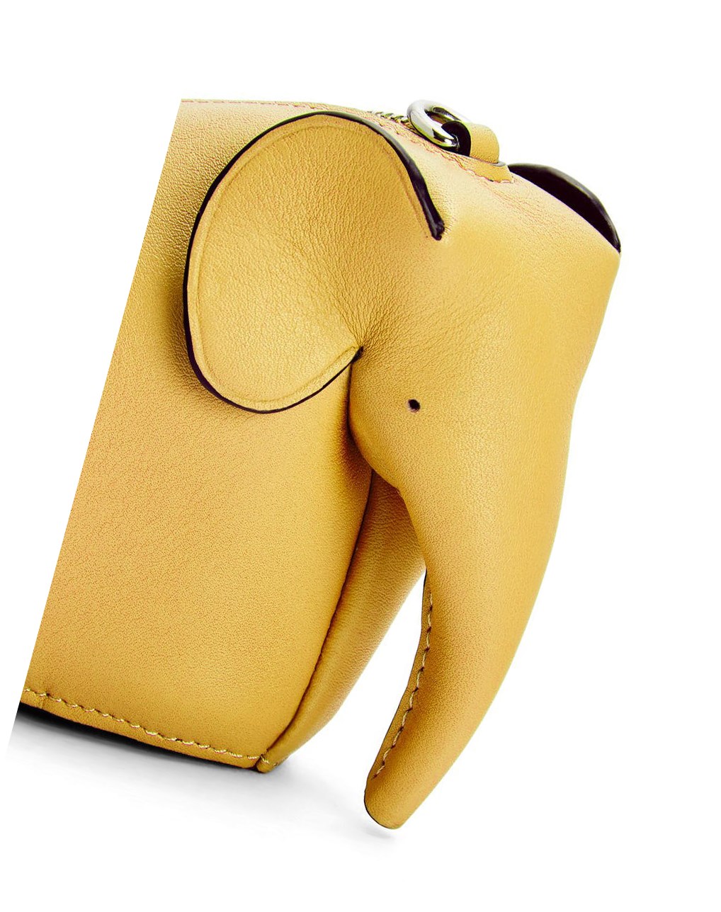 Loewe Elephant Pouch in classic calfskin Amarillos | ZOEAP-8470