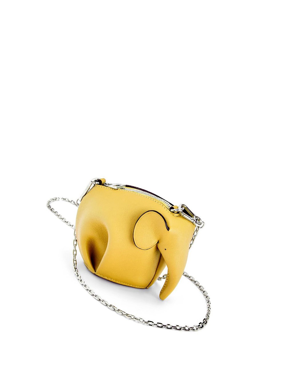 Loewe Elephant Pouch in classic calfskin Amarillos | ZOEAP-8470