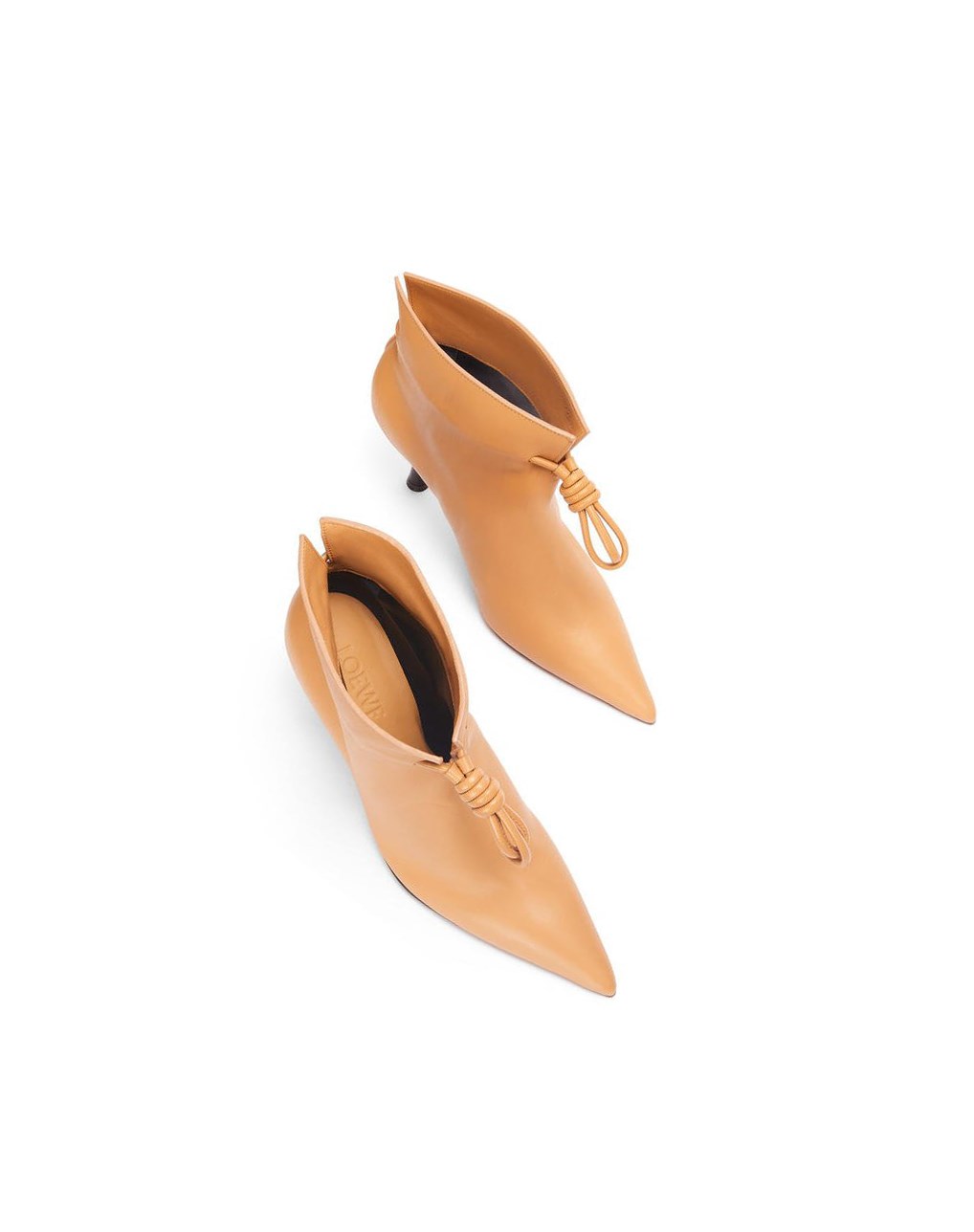 Loewe Flamenco boot in calfskin Warm Desert | NDKCY-4913