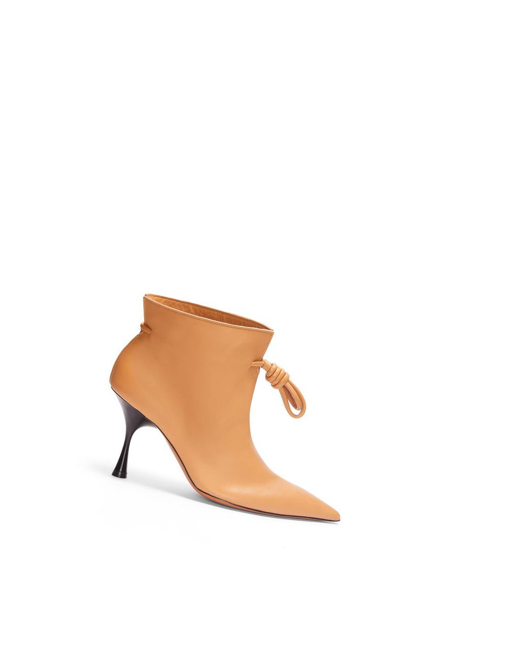 Loewe Flamenco boot in calfskin Warm Desert | NDKCY-4913