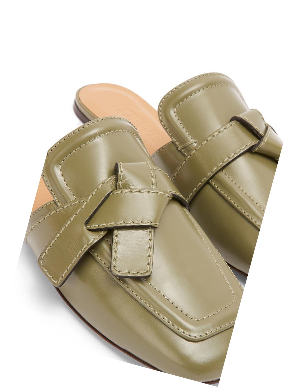 Loewe Gate flat mule in calfskin Verde Oliva Verdes | XHGME-3527