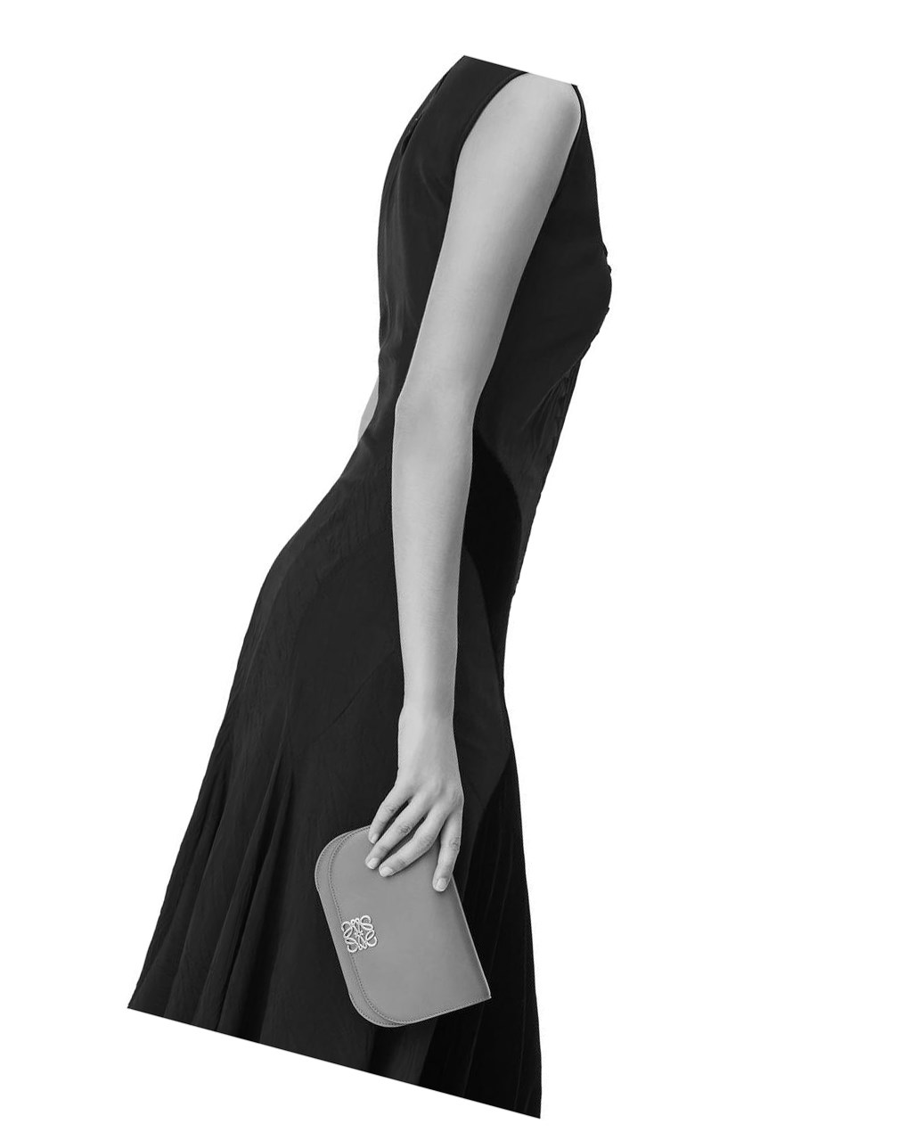 Loewe Goya Accordion clutch in silk calfskin Negros | QHBFW-8406