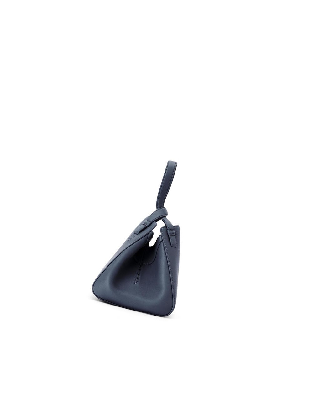 Loewe Hammock Nugget bag in nappa calfskin Azul Marino Oscuro | DUAXN-9425