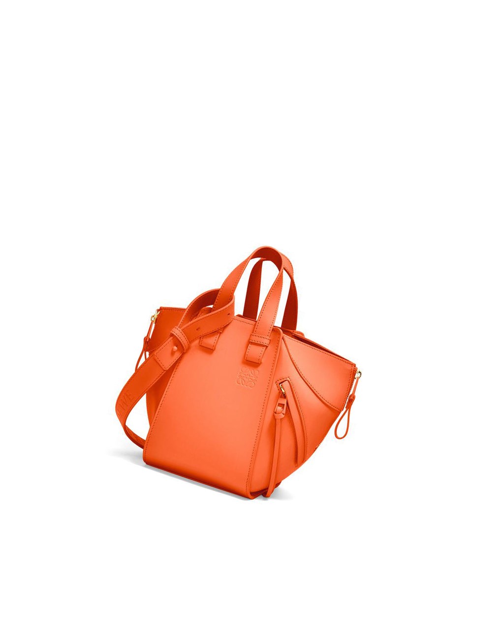 Loewe Hammock compact bag in satin calfskin Naranjas | JMDVU-3942