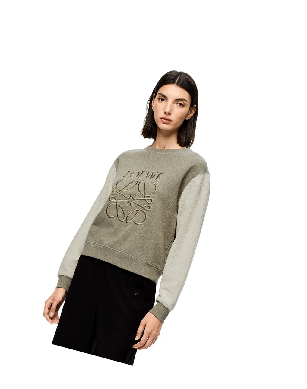 Loewe LOEWE Anagram embroidered sweatshirt in cotton Verdes | GKJRY-3167