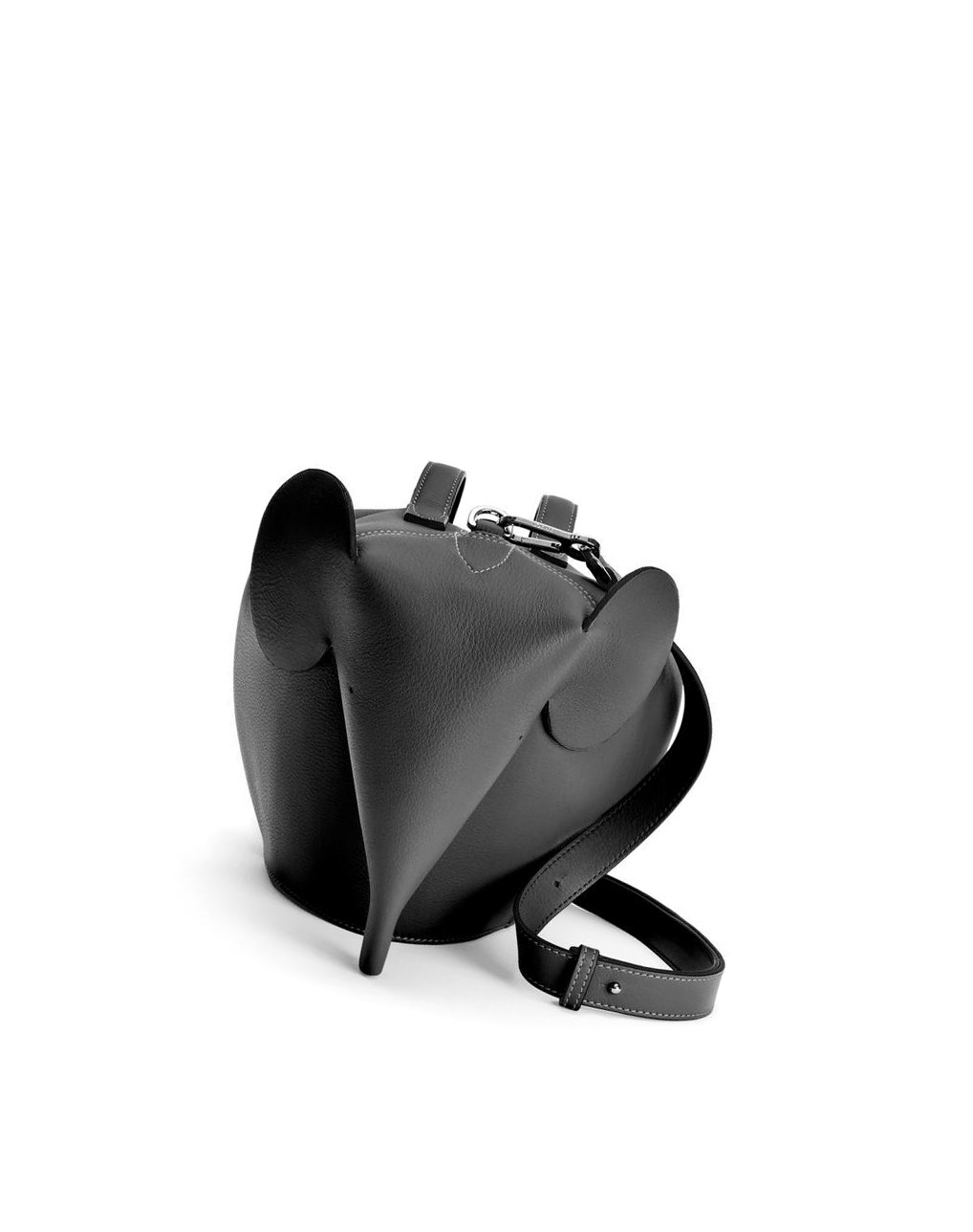 Loewe Large Elephant bag in classic calfskin Negros | EGFOH-6130
