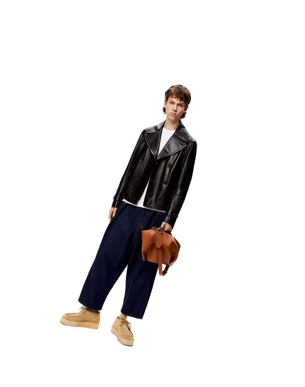 Loewe Large Elephant bag in classic calfskin Tan | YBJUF-3746