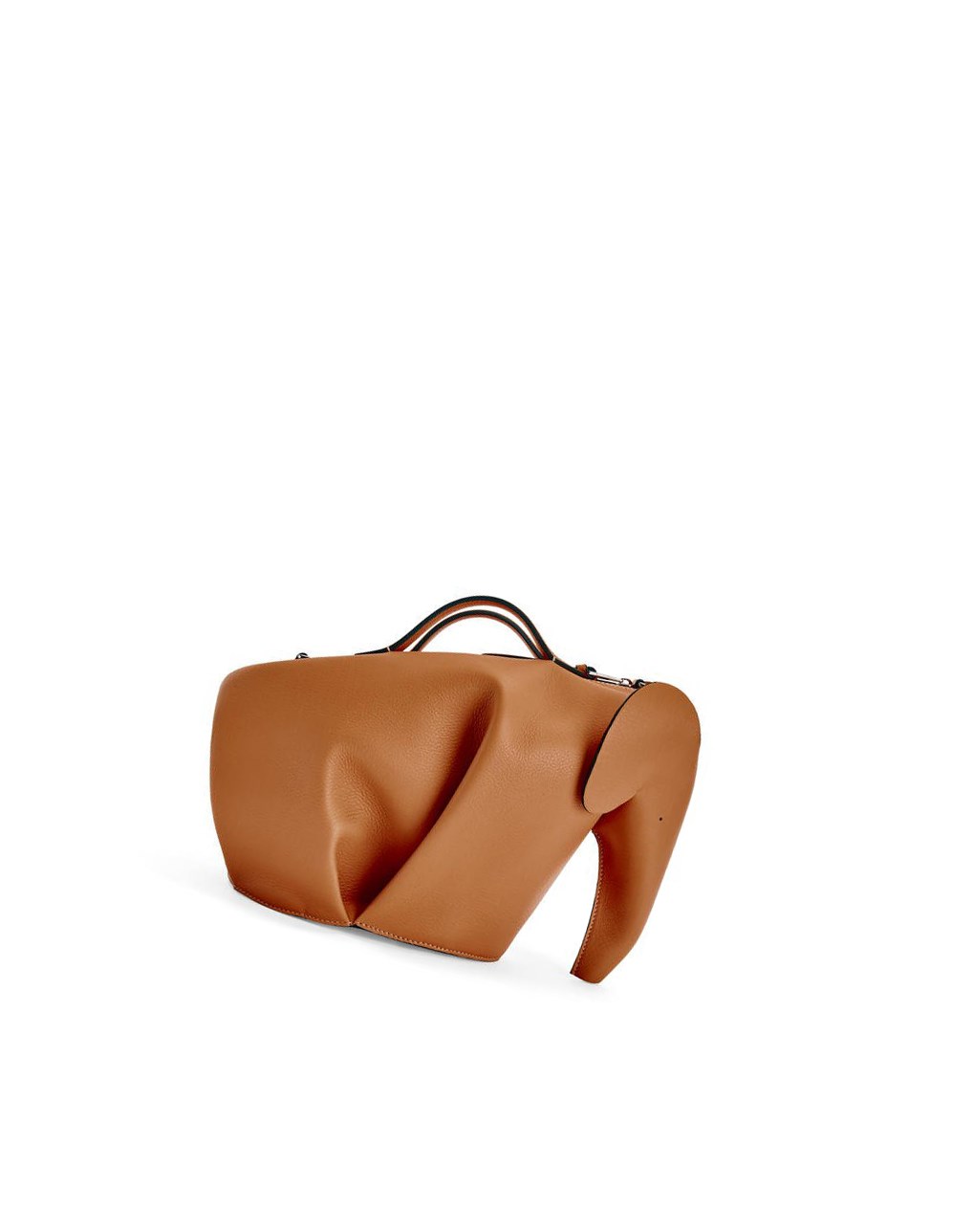 Loewe Large Elephant bag in classic calfskin Tan | YBJUF-3746