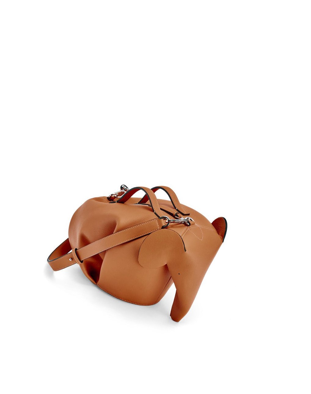 Loewe Large Elephant bag in classic calfskin Tan | YBJUF-3746