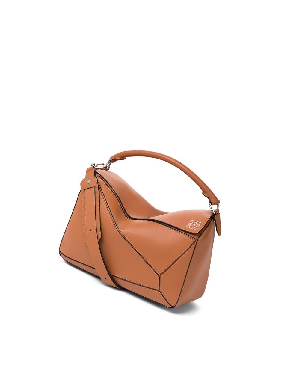 Loewe Large Puzzle bag in classic calfskin Tan | BPTFJ-2756