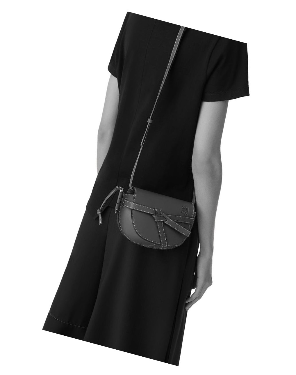 Loewe Mini Gate dual bag in pebble grain calfskin Azules | TSPMF-1427