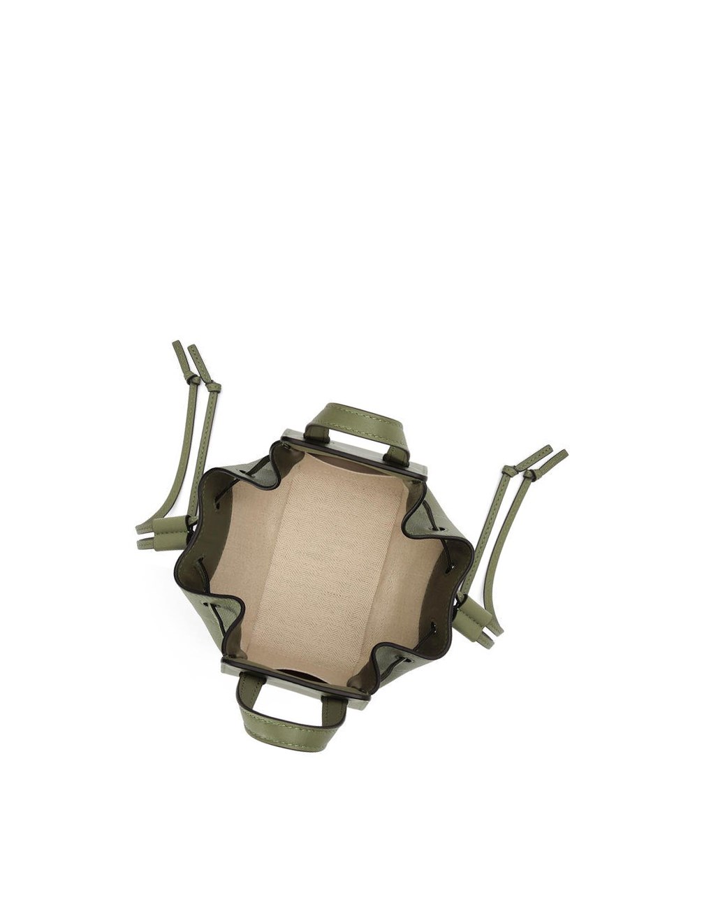 Loewe Mini Hammock drawstring in classic calfskin Verdes | UOGYQ-0825