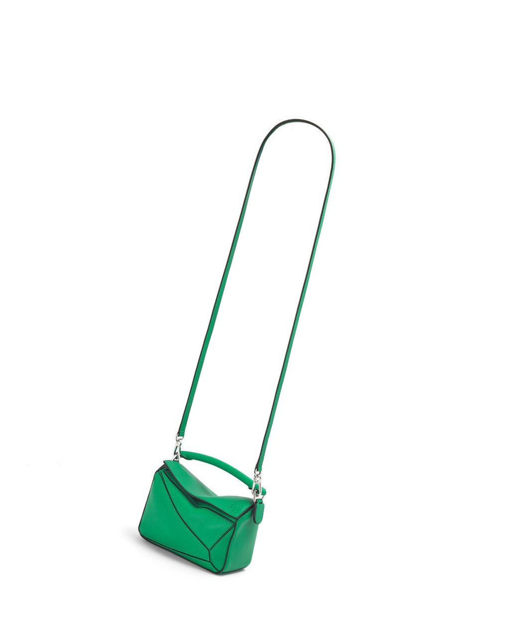 Loewe Mini Puzzle bag in classic calfskin Verdes | VFOHI-7691