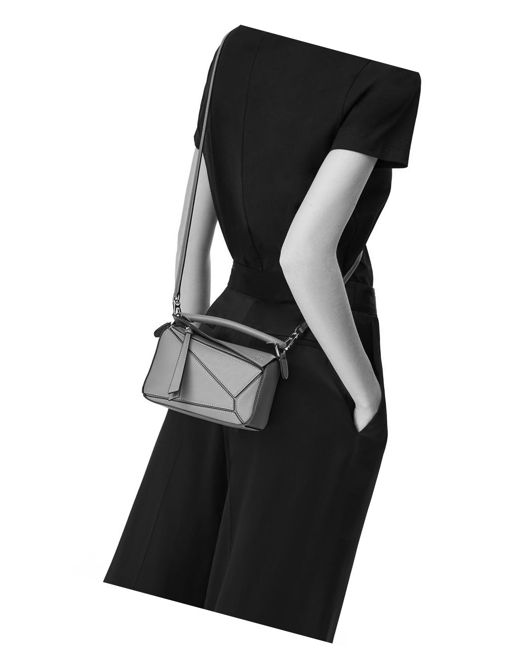 Loewe Mini Puzzle bag in classic calfskin Naranjas | XKYSA-5082