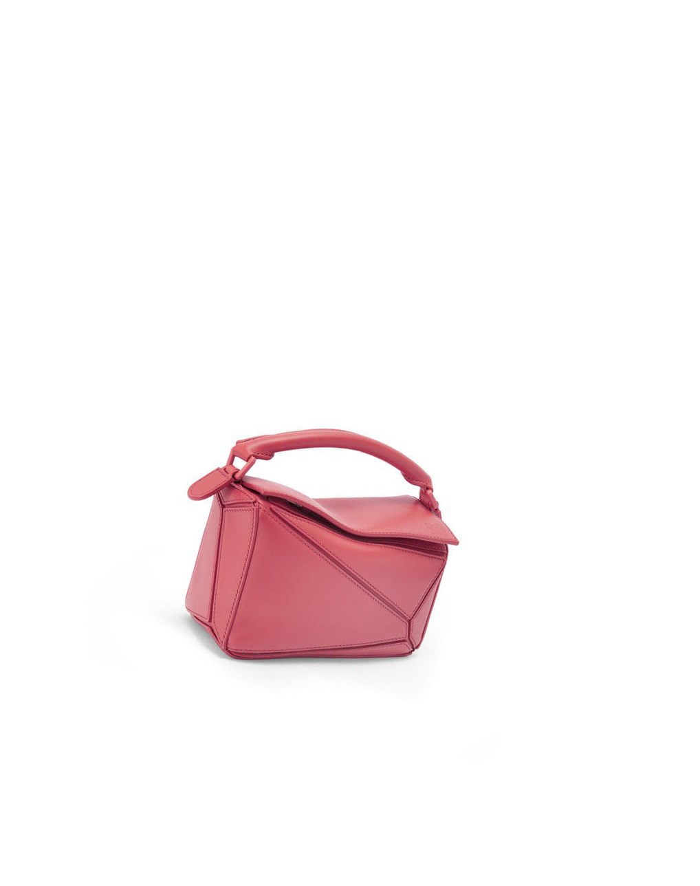 Loewe Mini Puzzle bag in satin calfskin Plumrose | VYXEL-4160