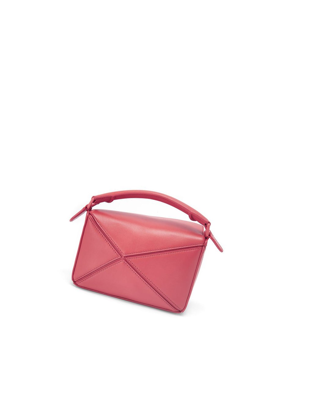 Loewe Mini Puzzle bag in satin calfskin Plumrose | VYXEL-4160