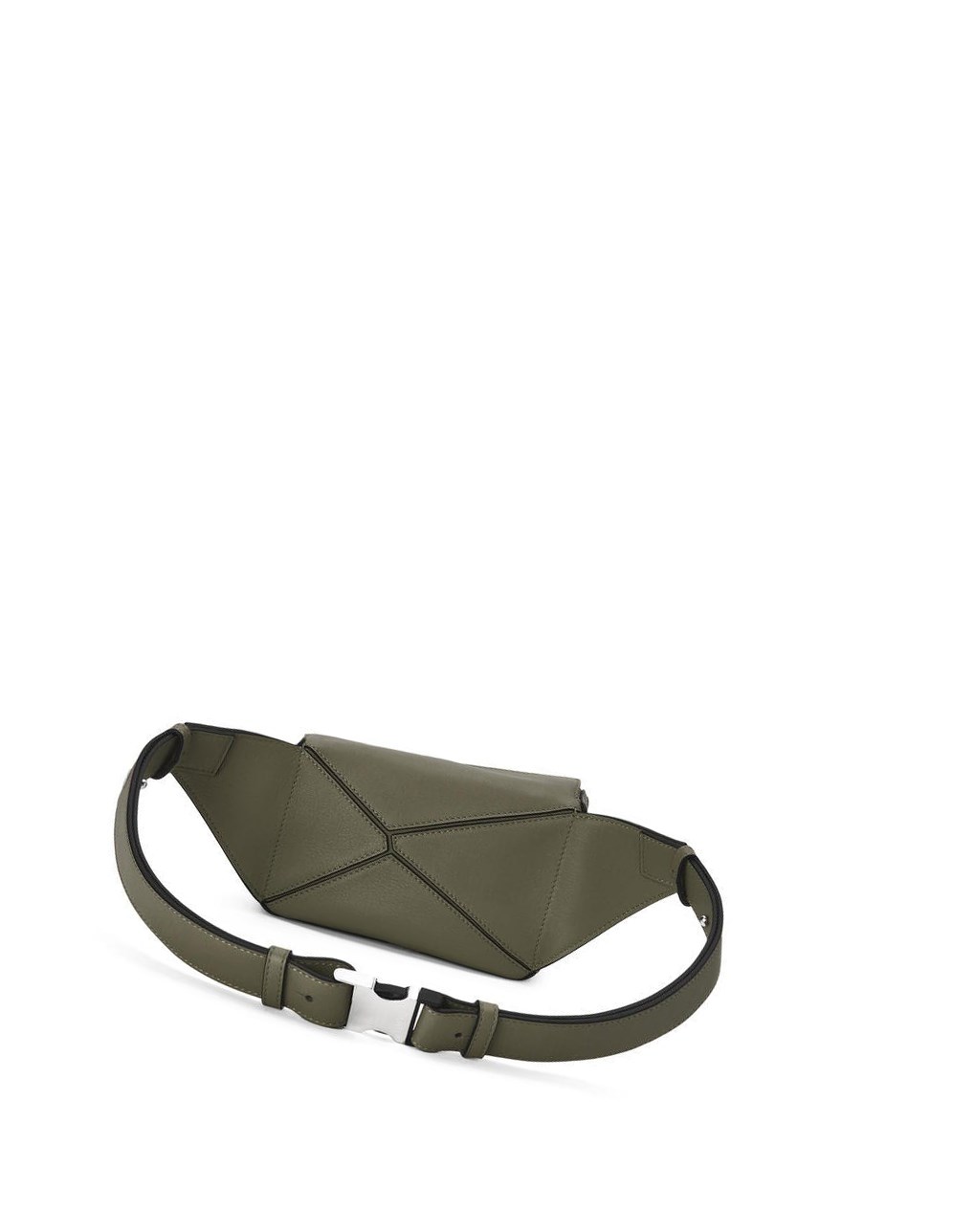 Loewe Mini Puzzle bumbag in classic calfskin Kaki Verdes | TCYPQ-9016