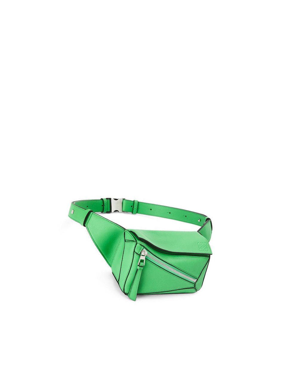 Loewe Mini Puzzle bumbag in classic calfskin Verdes | VTBXE-4159